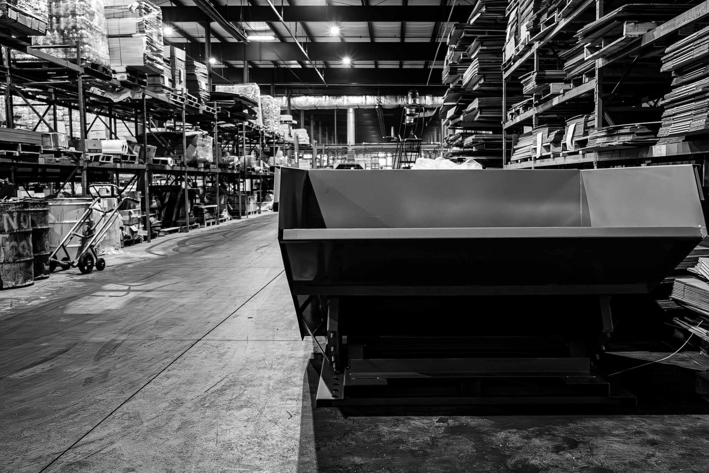 MECO Extra Heavy Duty Self-Dumping Hopper — 1/3 Cu. Yd. | SDHX033