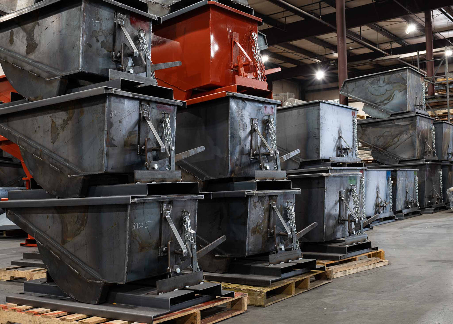 MECO Extra Heavy Duty Self-Dumping Hopper — 1/3 Cu. Yd. | SDHX033