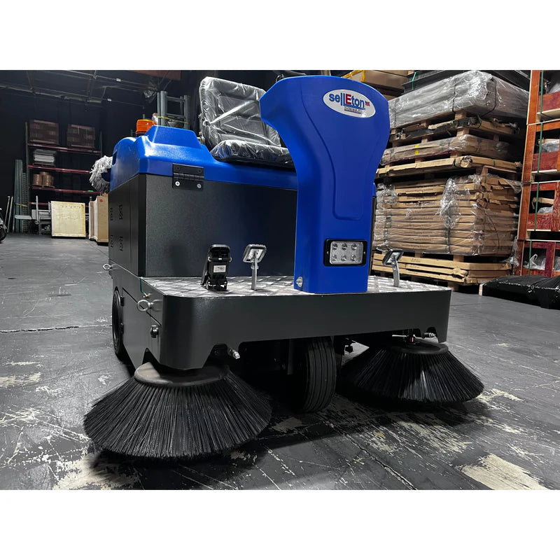 Ride-On Industrial Floor Sweeper & Vacuum – 55" Sweep | SL-WS1400
